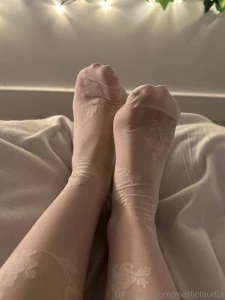 More coming i hope you like i am thinking about writing some bad part 2