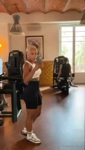 Morning hard training day y back to enjoy the weekend keep voting on