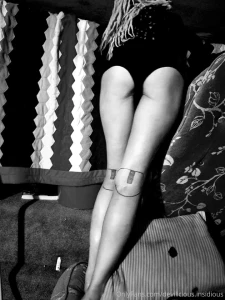 Doll legs
