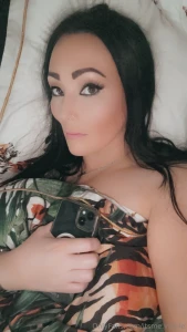 About to close my eyes but my mind s wide awake thinking of naughty