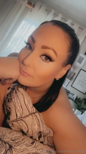 Bed bored sounds like i need your dm right now