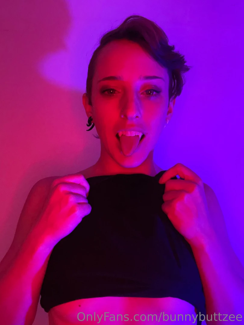 I always enjoy playing with fangs lol check your dms if you want part 1 