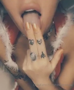 When i wake up in the morning the first thing i think of is who is