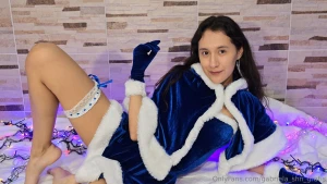 Grab un video por navidad masturb ndome con un dildo me encant que