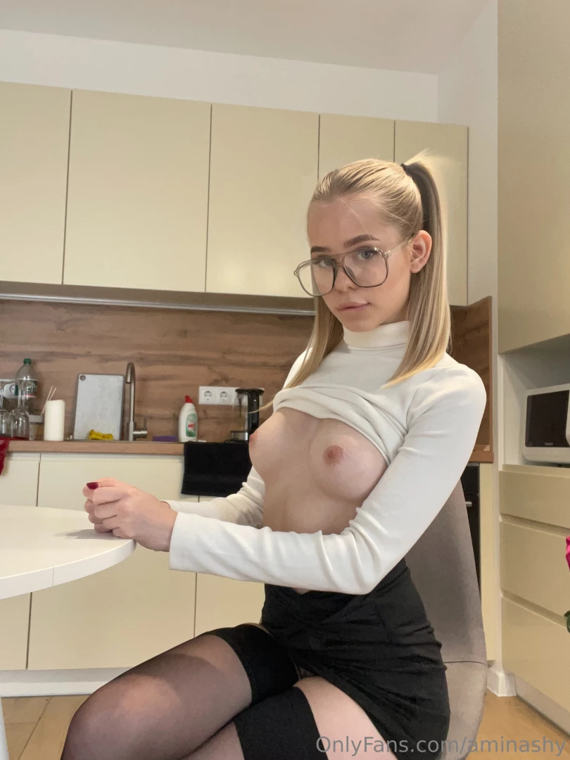 Horny lil bitch bunny_secrets1 wants fuck with your dick and lick ur part 86 
