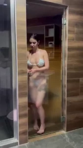 Evo ca pocetak dana da vas malo oraspolozim vidimo se veceras u lajvu