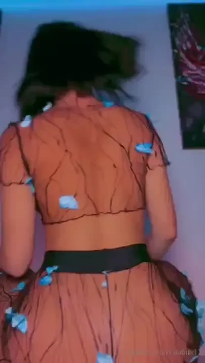 Momci moji sutra je predvidjeno da radim live u 22h ako budem pustala part 3 