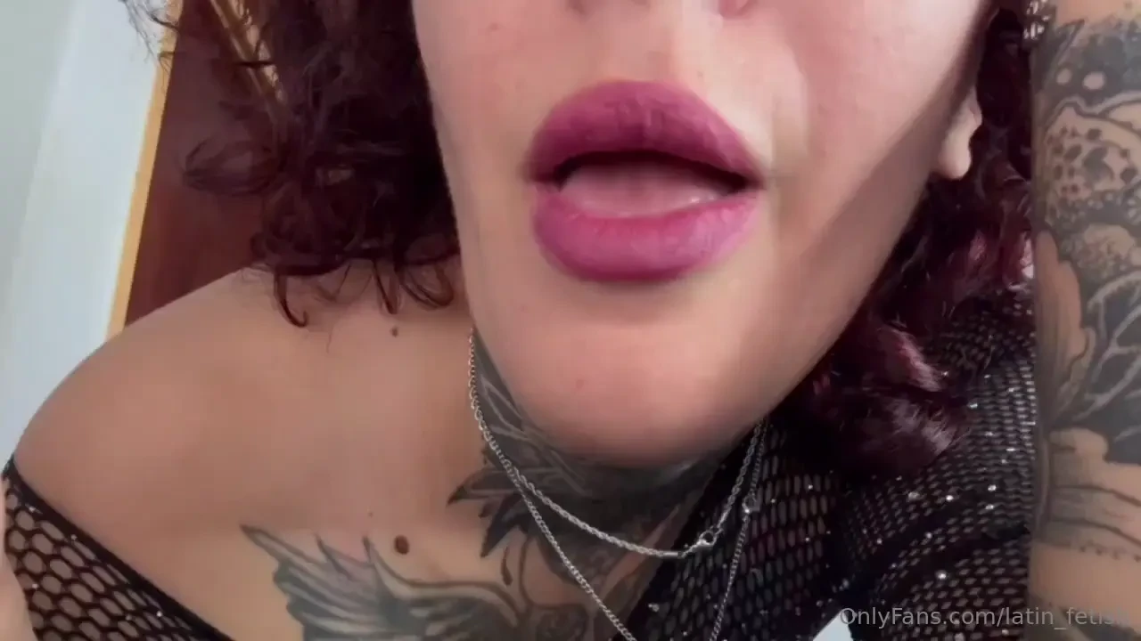 Don t let this pretty face or this perfect juicy ass fool you yes i 