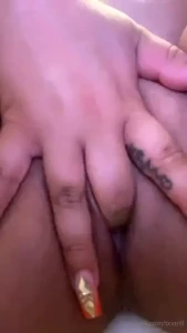 I ve been soo horny today i came at least 5 times and i can t get