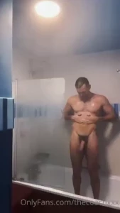 Swole cock just after that shower wank i d drop the soap for you