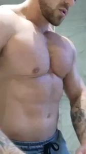 Come play with these pumped pecs