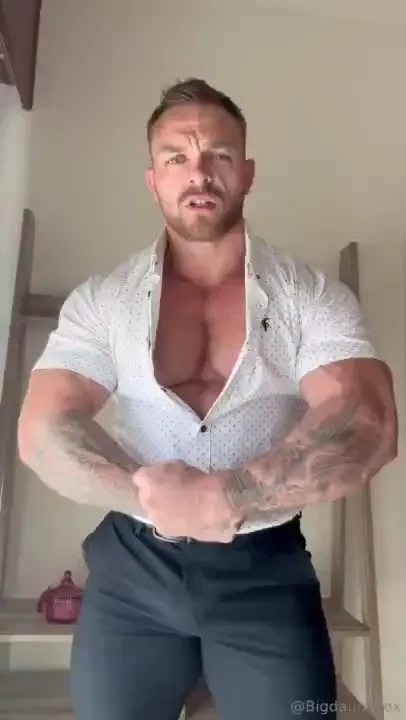 I hope your tight like my shirt 