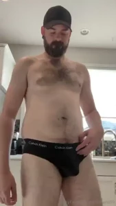 Rubbin my pleasure stick