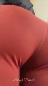 Bubbly farts from my bubbly milf ass hope you like