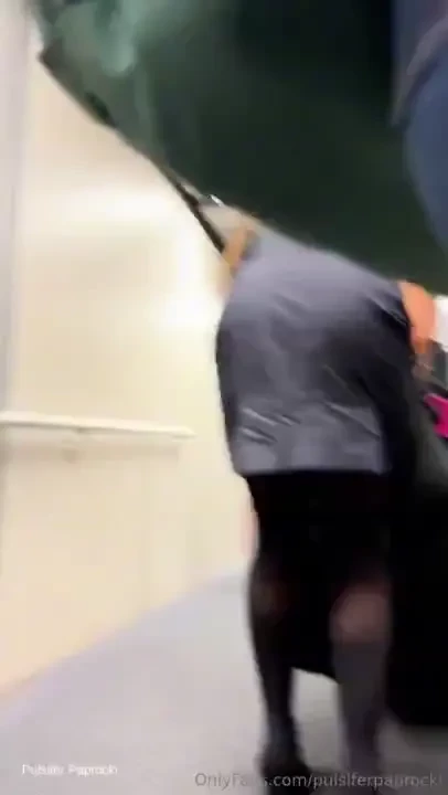 Bahaha just came across this lovely clip from my chicago trip i ripped 