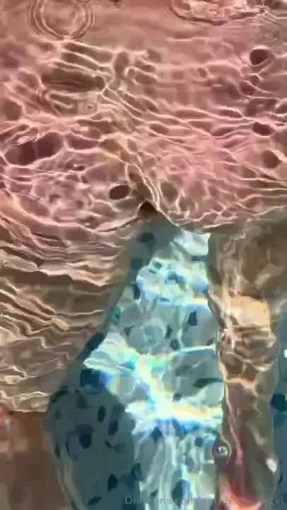 I am just loving this sunshine hope you enjoy my hot tub farts 