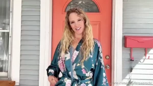 Here s a preview of a new video i just made lawn boy sucks farts for