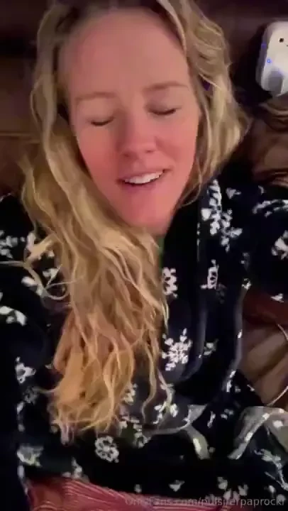 Good morning loves i farted in my sleep all night and when i woke up 