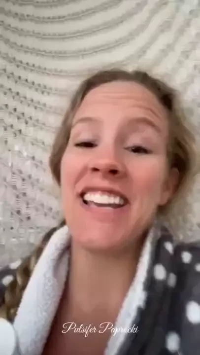 First hammock fart of the spring season i also pop a titty out 