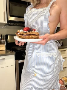 Pov i m in your kitchen