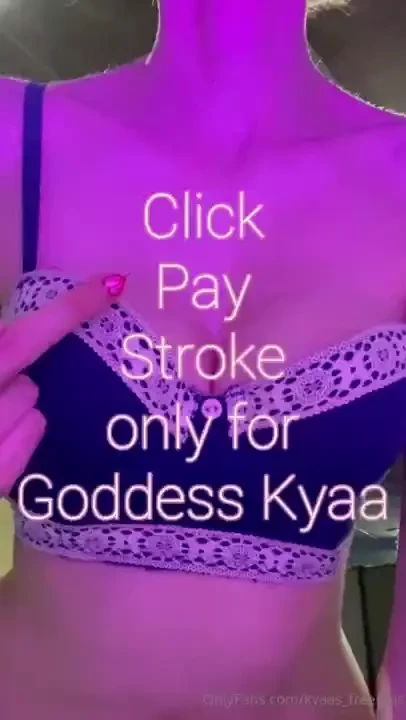 Play on loop and be mesmerized by goddess kyaa 