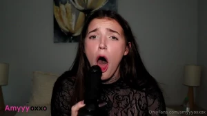 Some sloppy dildo sucking to practice my skills
