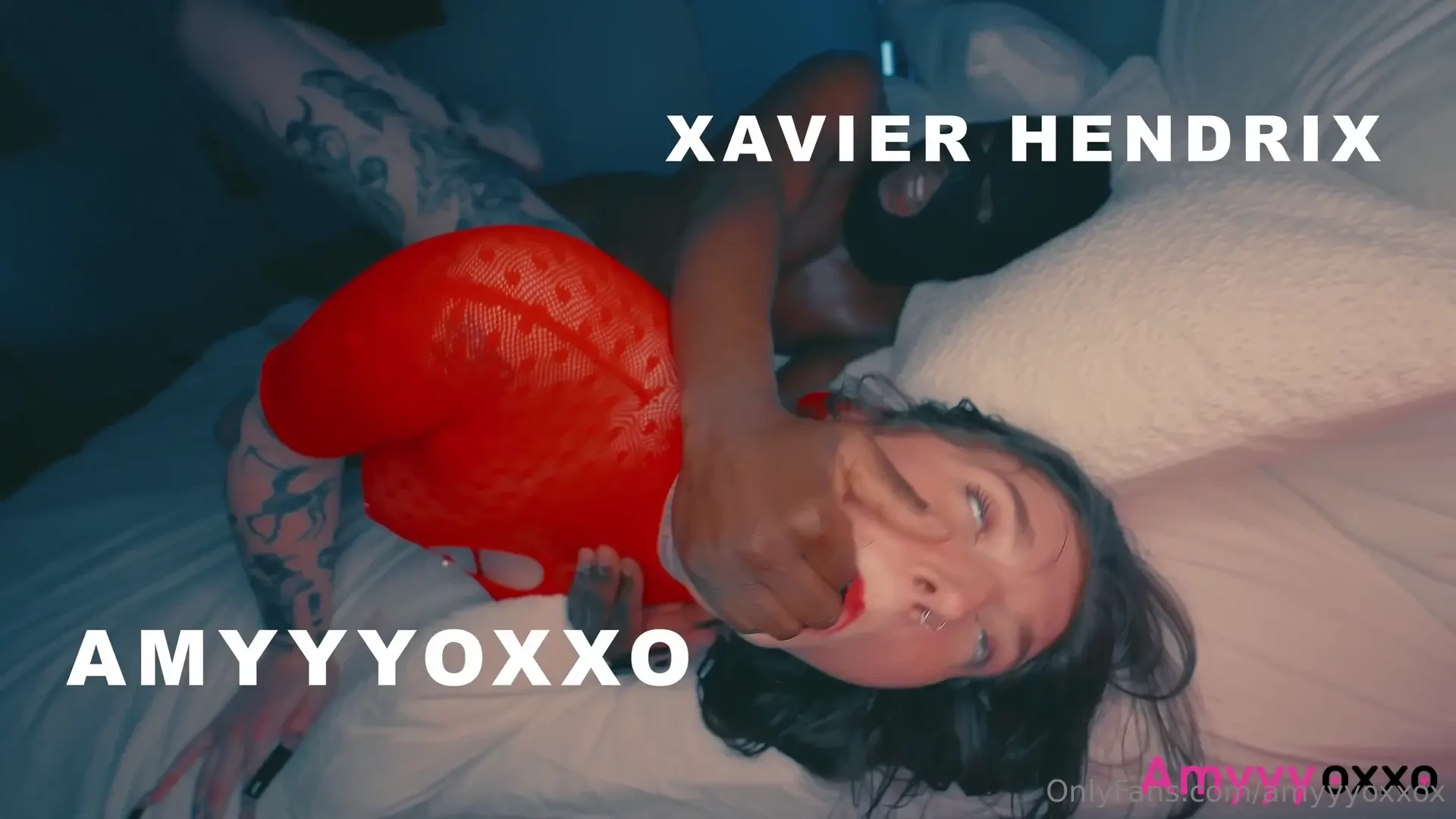 Coming this valentines xavierhendrix uses my pussy and fills it with 