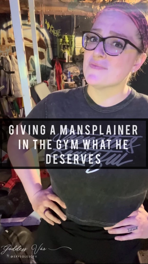 Mansplainer gets the beating he deserves you thought you could be a 