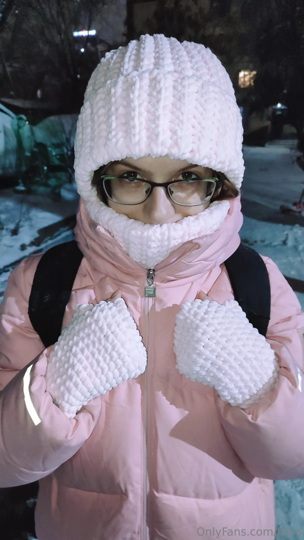 Winter is the time when lily turns into a pink gnome part 1 