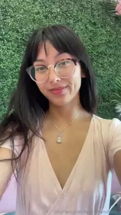 Pretty in pink and feeling cheeky in this dress 