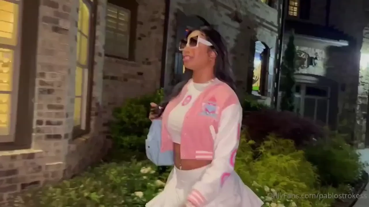 The frat brothers n i crashed the sorority house down the street 