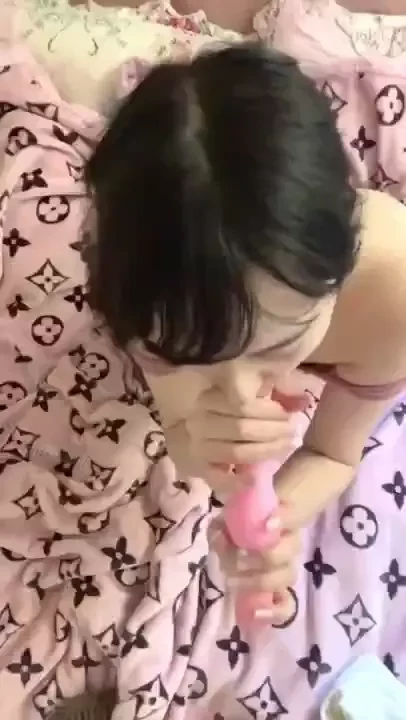 Blowjob with some pov fun in my sexy workout clothes i also did my 