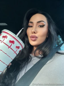 What s your drink of choice todayyy