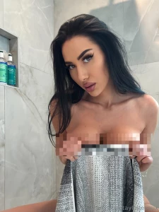 Dropping the towel and playing dm me to see what else i brought with