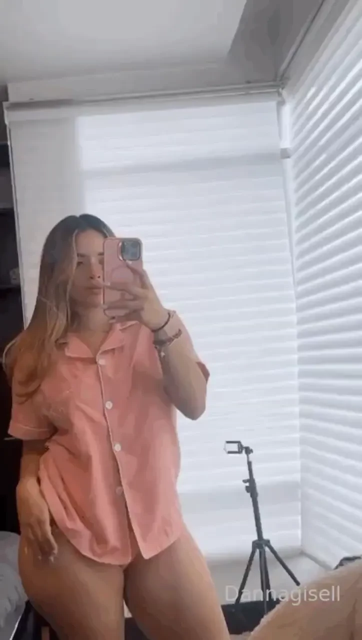 Honey do you want to see more i ll wait for you in my dm 