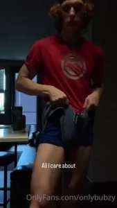 Who loves daddy s muscles