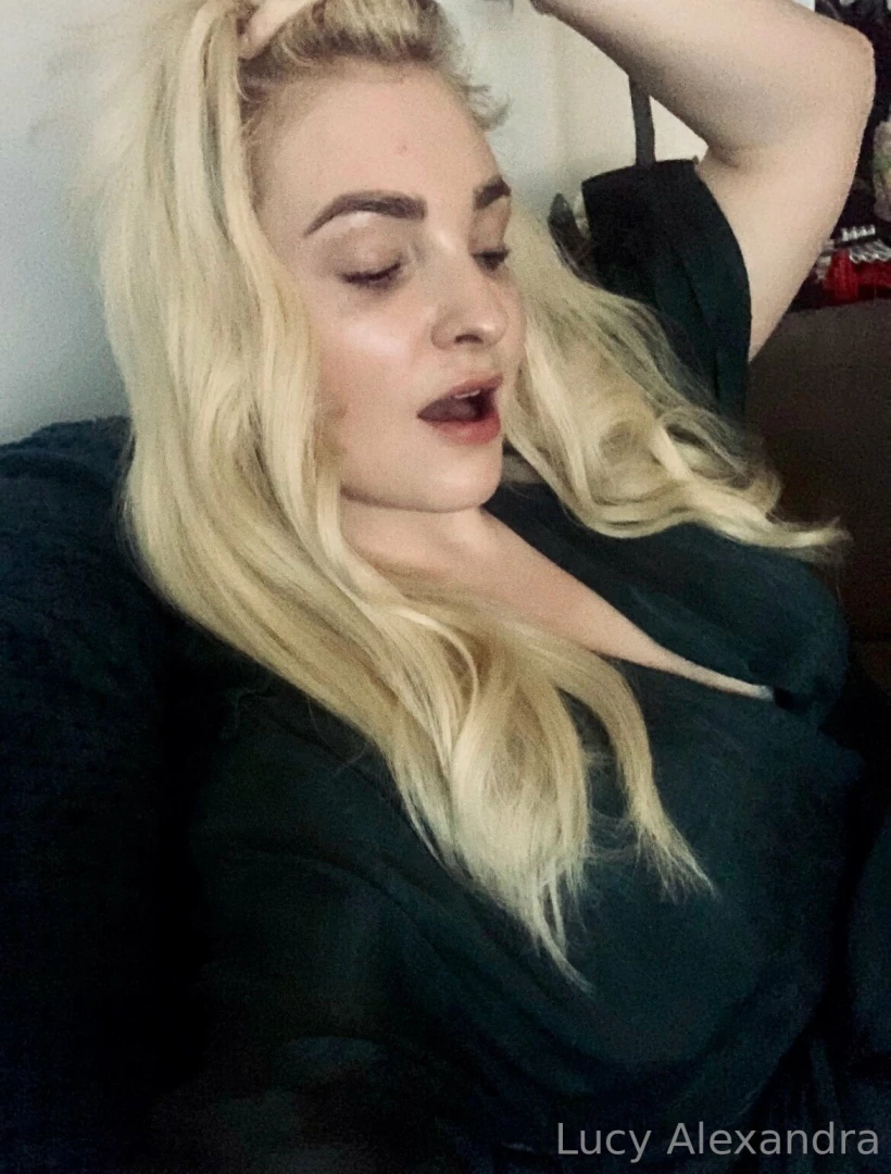 Hey boys would you like a custom video tomorrow from myself and 