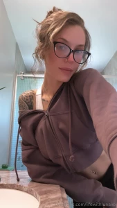 Just a girl happy sunday i m starting to feel better i have a lot of part 1