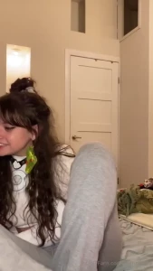 Full vid pov your sister s quirky best friend is lonely and feral and