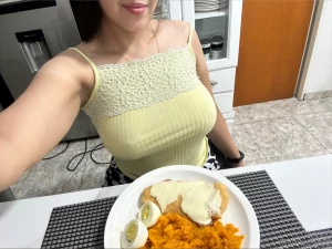 Dinner timeeee part 1