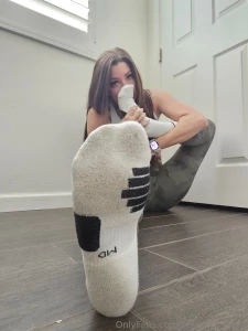 I m so exhausted from working a concert last night someone be a good