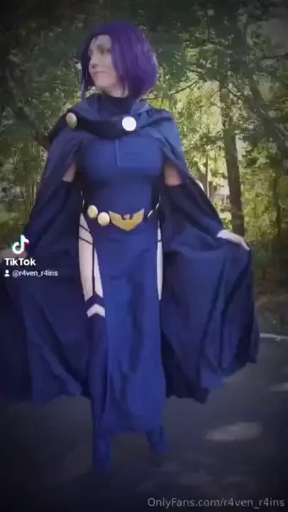 What immediately are your eyes drawn to 