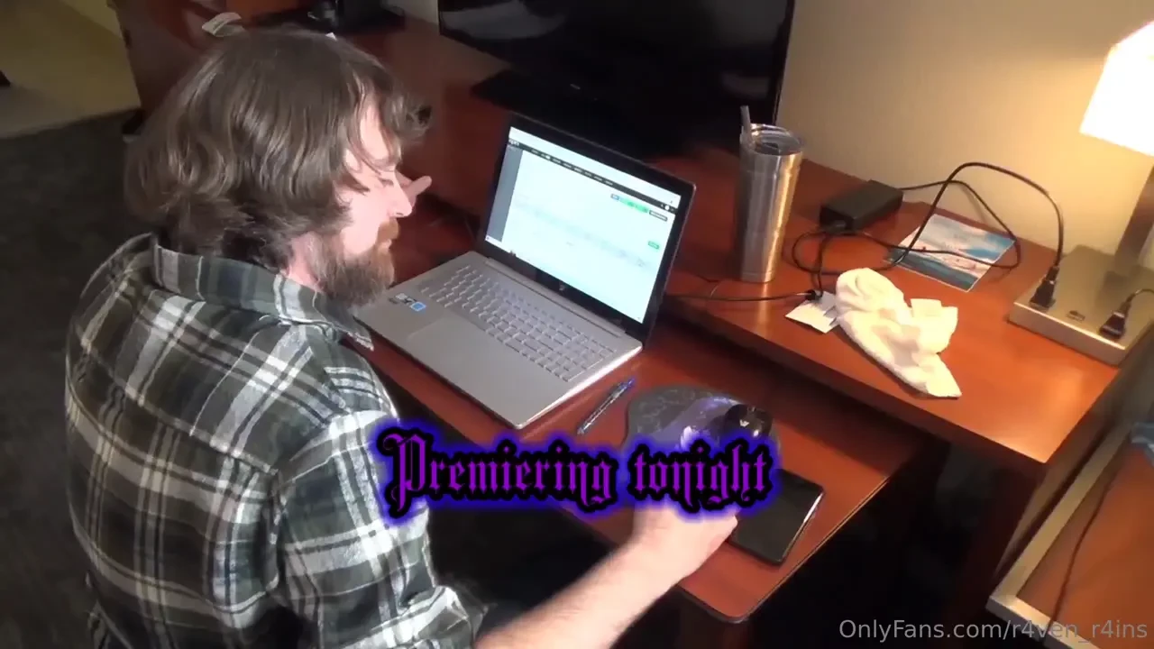 Elvira visits your wet dreams 