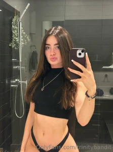 Who s on rn entertain me plz