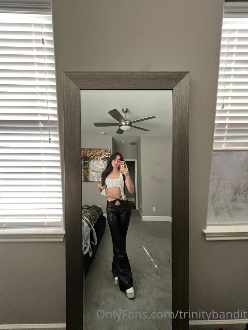 Ootd happy monday 