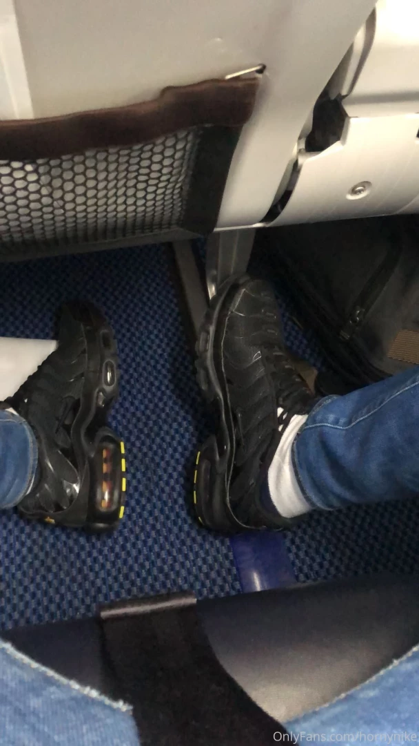 What would you do if you were sitting next to me on this flight part 1 