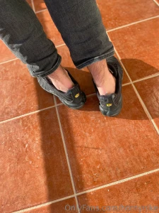 Do you prefer with or without socks part 1