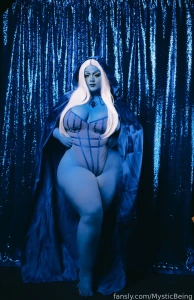 Day 6 of 31 days of halloween blue diamond from steven universe part 3