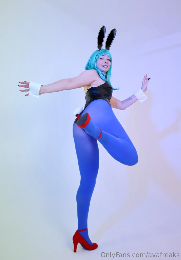 All dressed up and ready to impress would you dare take me on a date 