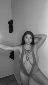 Your halloween bitch is here